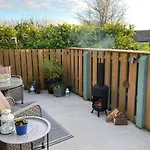 Handy For District, Detached Casa de Férias