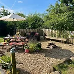 Handy For District, Detached